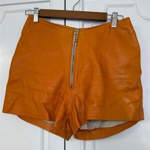 VINTAGE Genuine High-Rise Orange Leather Zip-Front Women’s Shorts